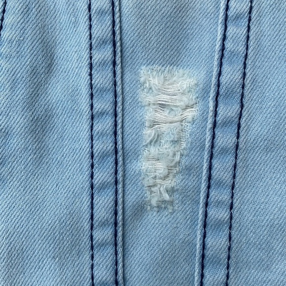 New GUESS Women's Denim Jacket SZ S - Picture 5 of 8